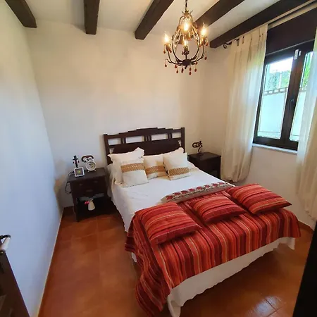 בית נופש Ensan Ciprian Casa Lula Cervo (Lugo)