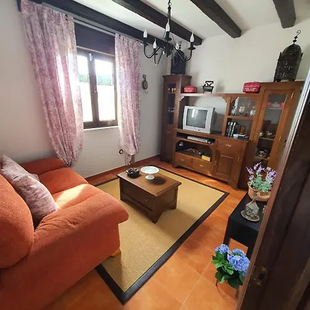 Ensan Ciprian Casa Lula Cervo (Lugo)