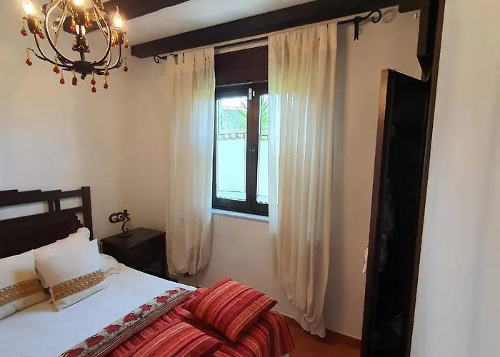 Ensan Ciprian Casa Lula Cervo (Lugo)